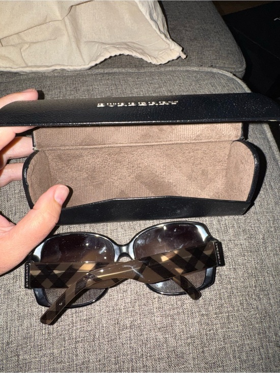 Burberry Black Women\'s Oversized Square Sunglasses